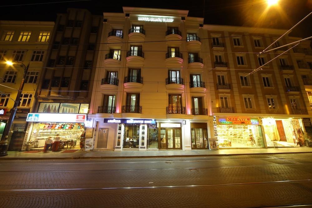 BLACK TULIP HOTEL photo 2