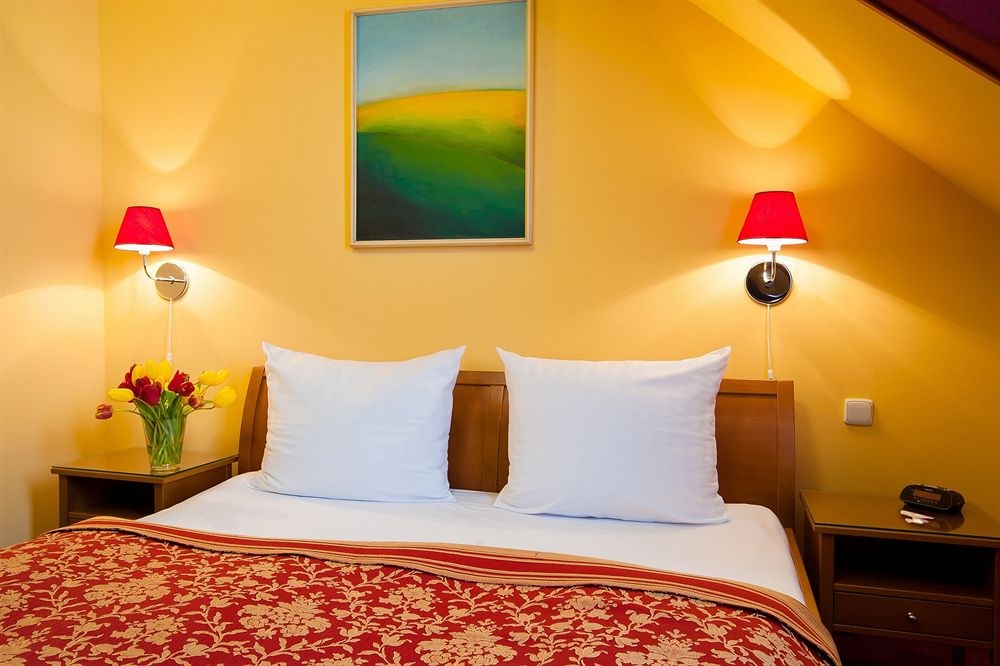 CLOISTER INN photo 1
