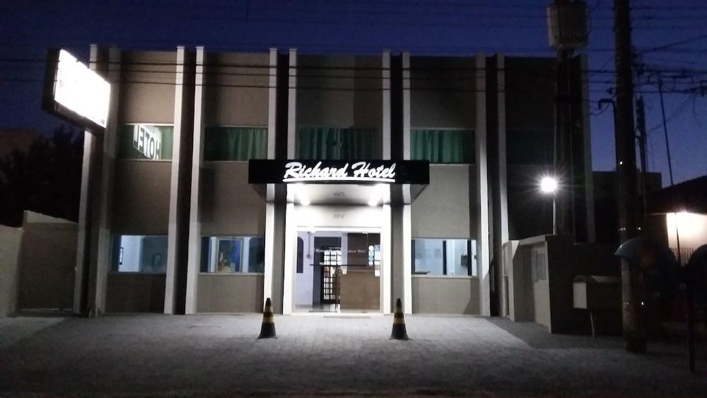 RICHARD HOTEL photo 4