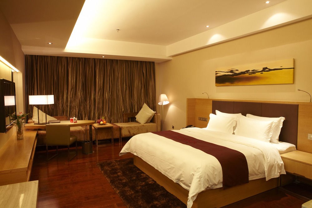 Ramada Plaza by Wyndham Shenzhen North photo 1