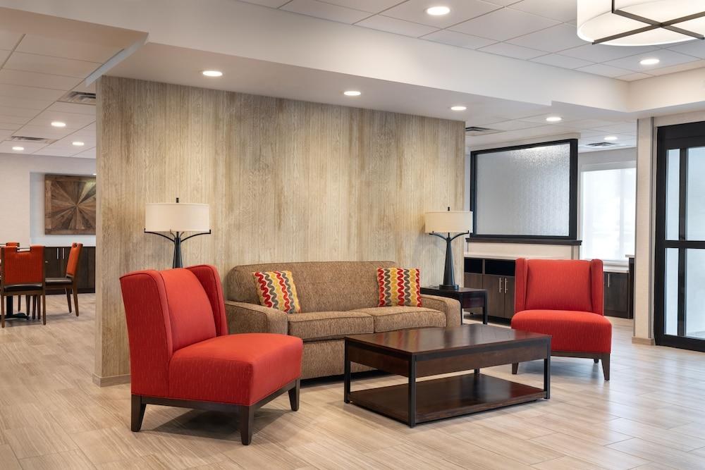 Days Inn & Suites by Wyndham Denver International Airport photo 4