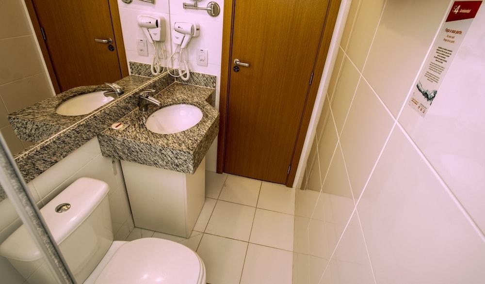 S4 HOTEL photo 3