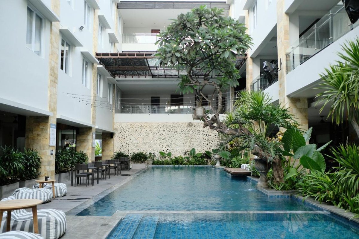 CRYSTALKUTA photo 1
