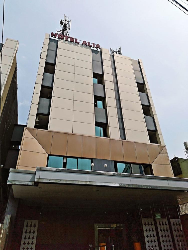 ALIA PASAR BARU