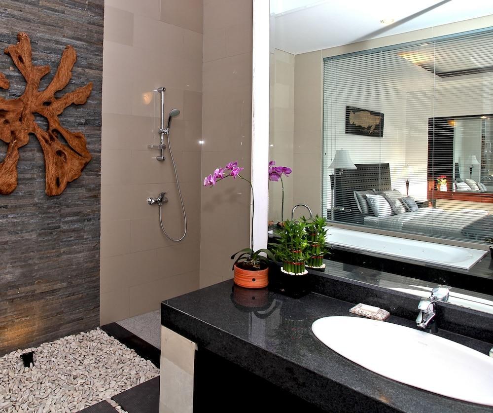 HELICONIA VILLAS photo 3