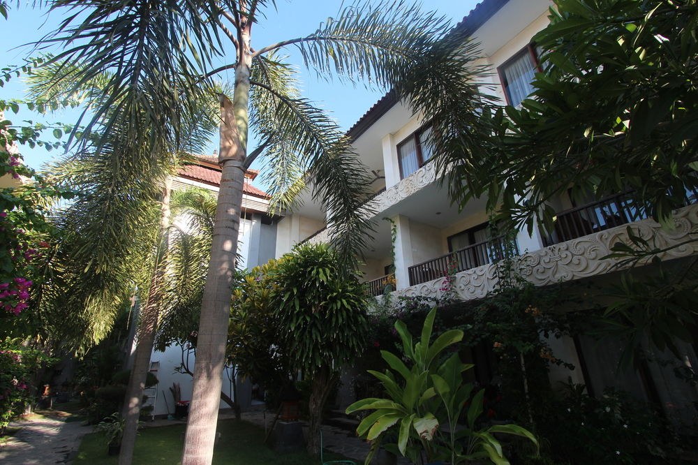 TAMAN AGUNG photo 1
