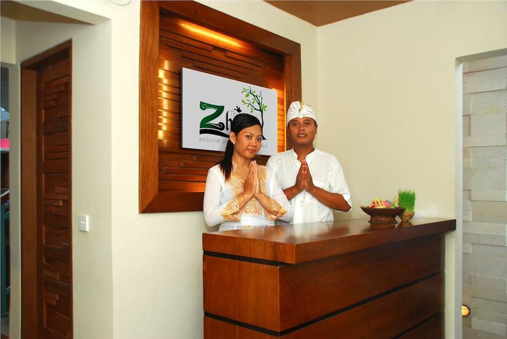The Green Zhurga Suites