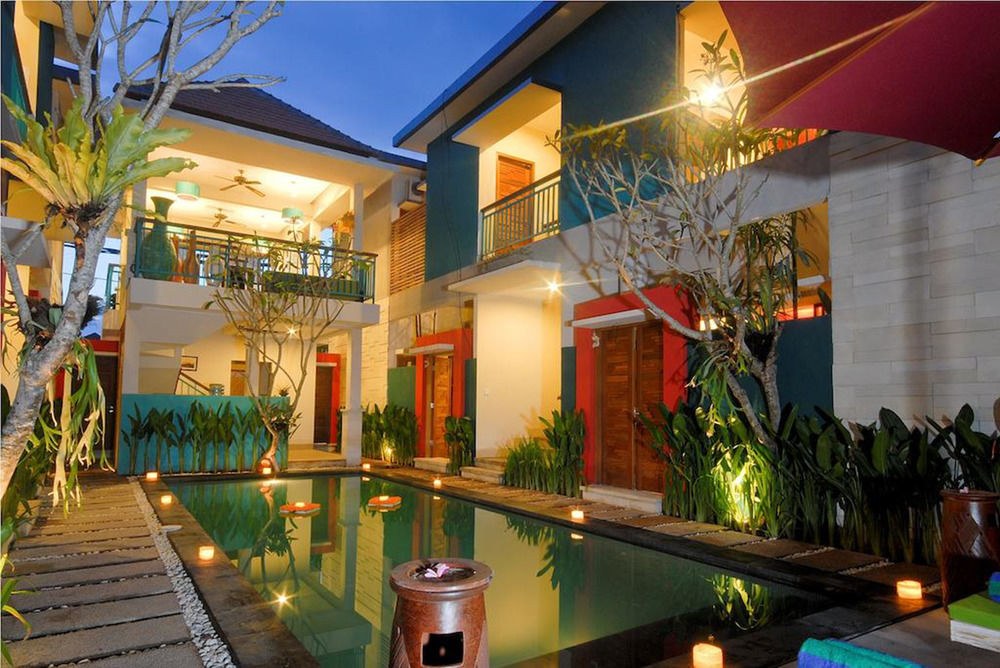 The Green Zhurga Suites photo 1