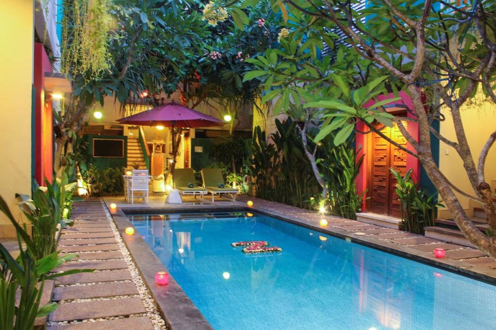 The Green Zhurga Suites photo 2