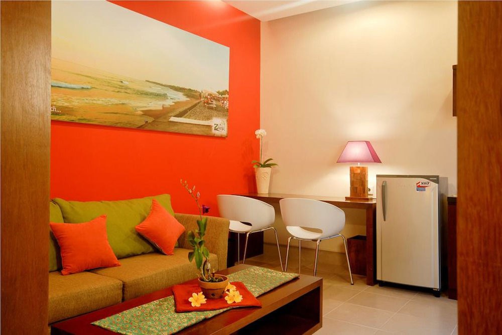 The Green Zhurga Suites photo 4
