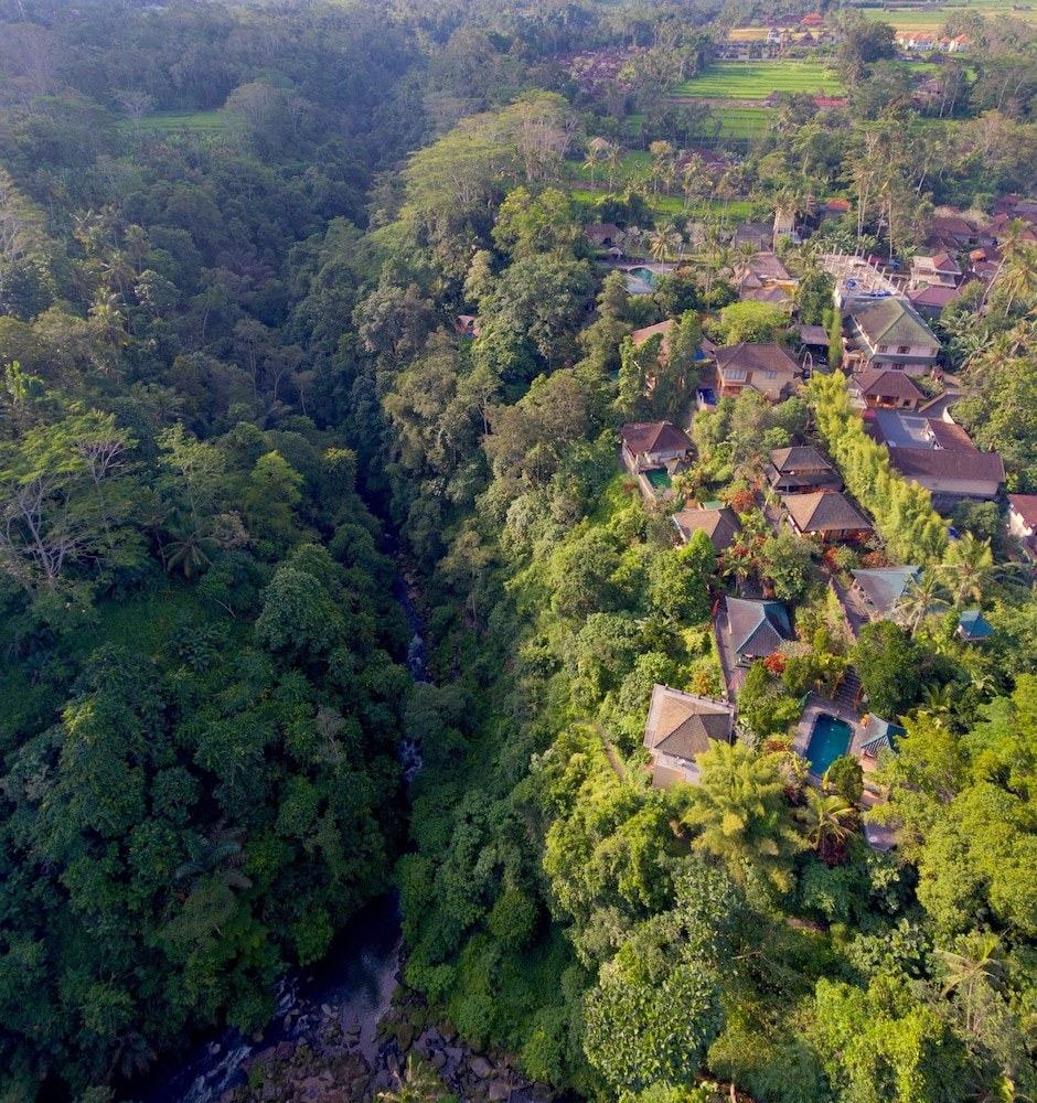 TANAH MERAH RESORT