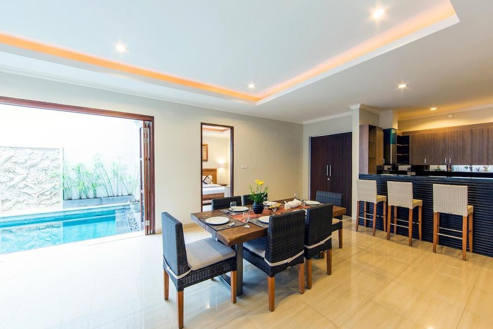White Lotus Villas Seminyak photo 3