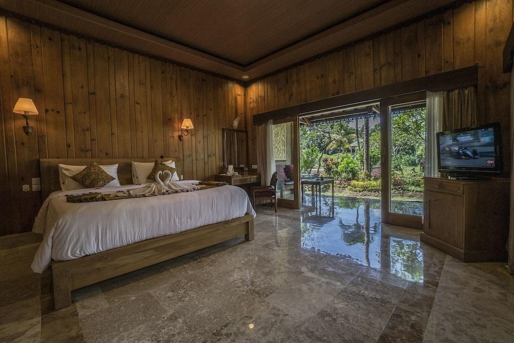 Cendana Resort & Spa photo 2