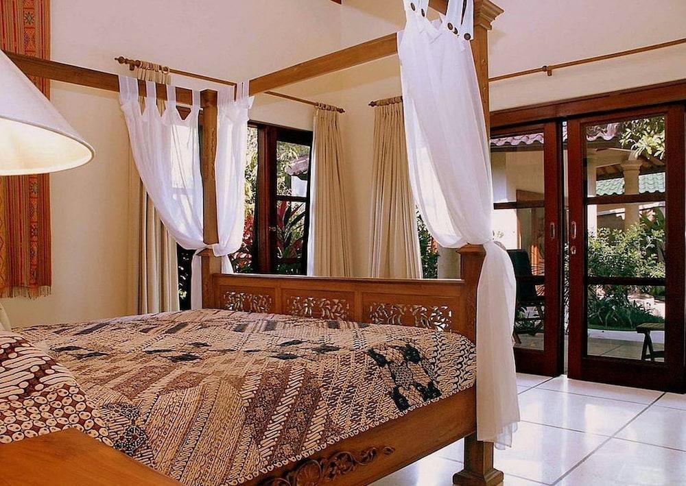EMERALD VILLAS BALI photo 3