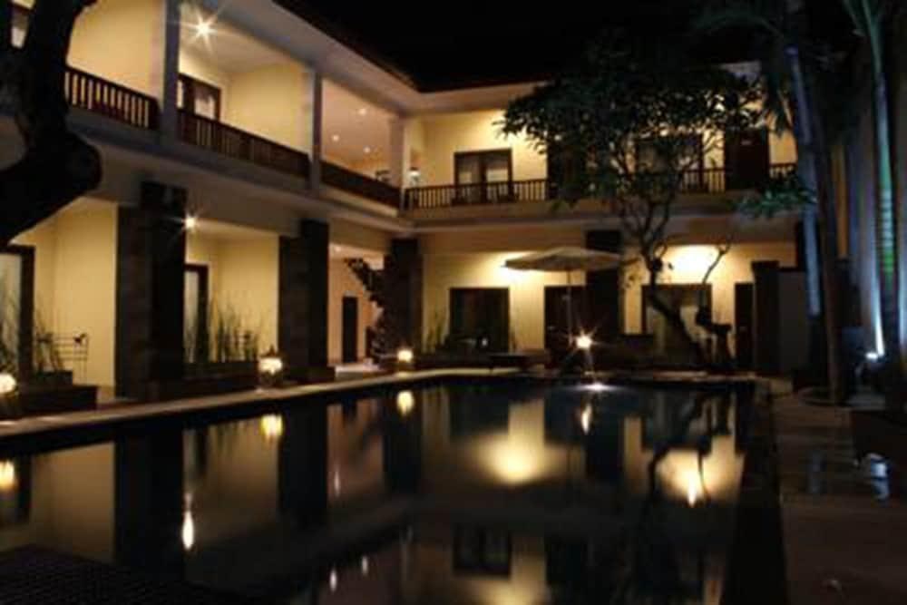 RADHA HOTEL photo 3