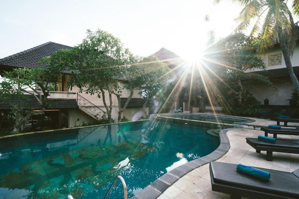 HONEYMOON GUEST HOUSE photo 4