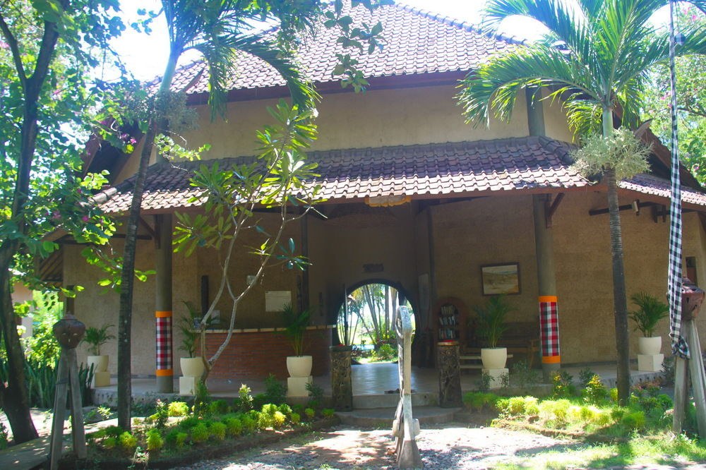 Uyah Amed & Spa Resort Hotel