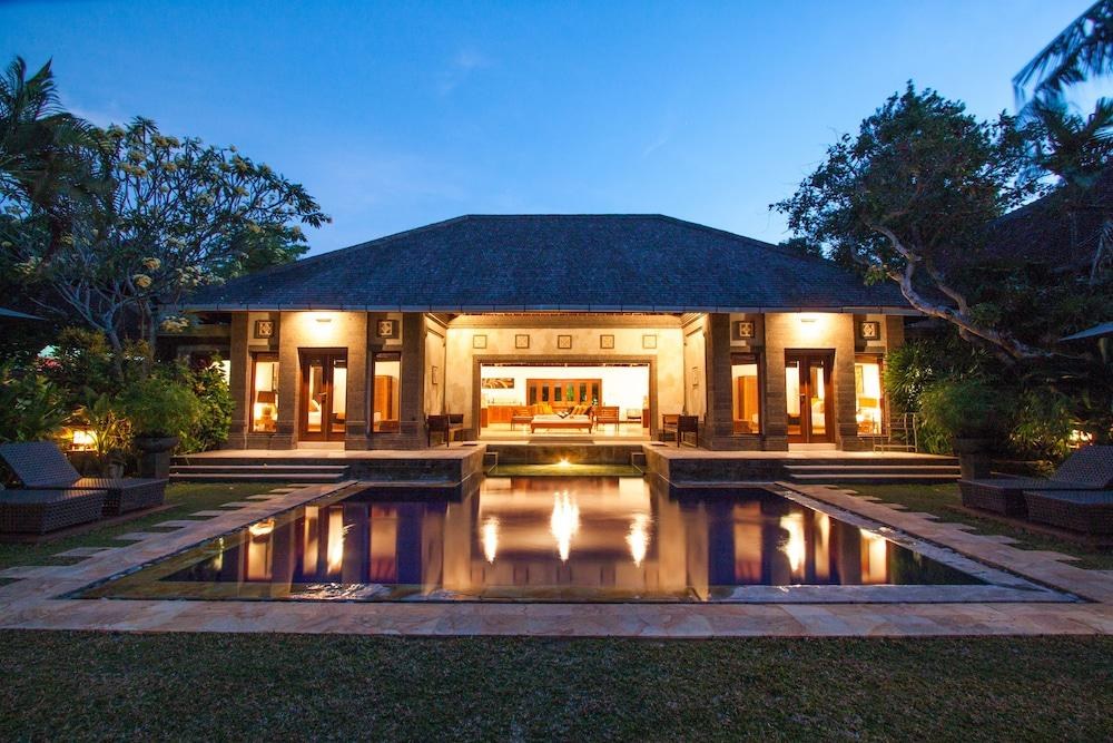 VILLA DEWATA photo 4