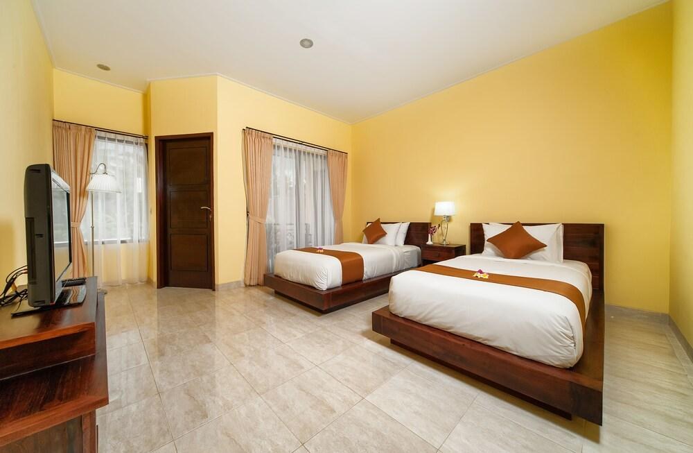 VILLAROSSA photo 3