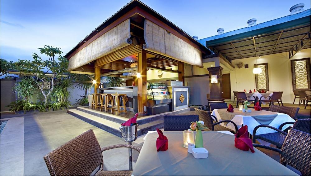 THE BANYUMAS VILLA photo 3