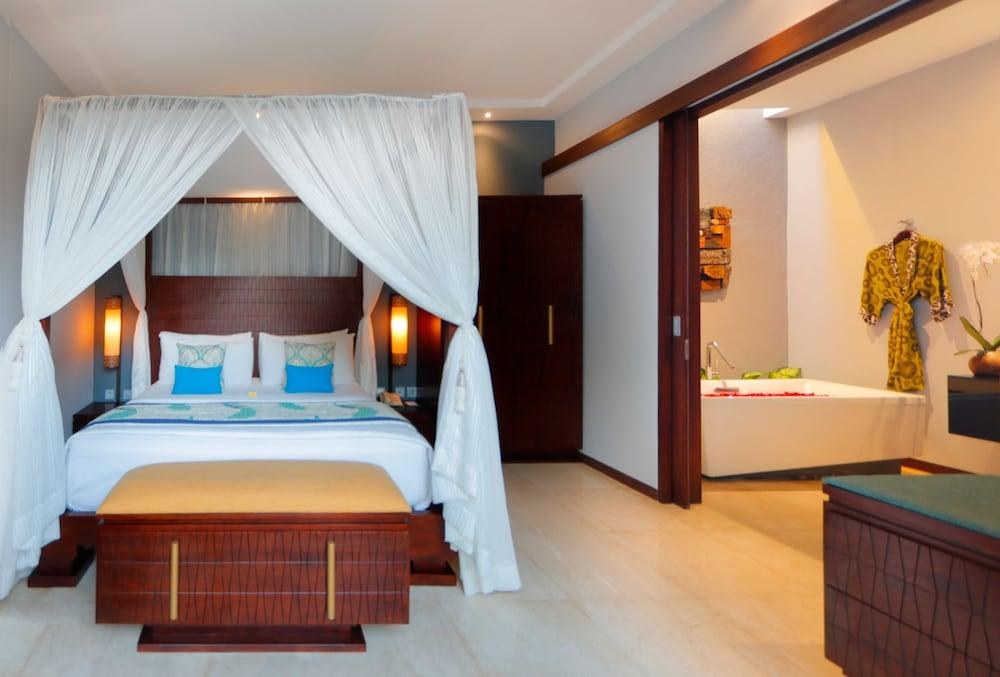 SEMINYAK ICON photo 2