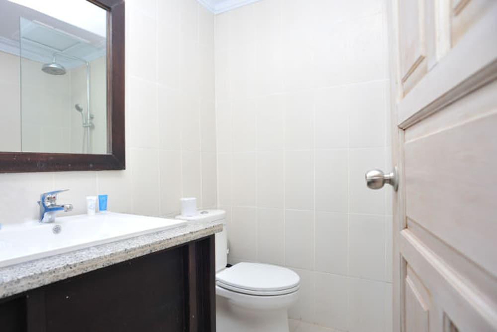 Puri Saron Denpasar Hotel photo 2