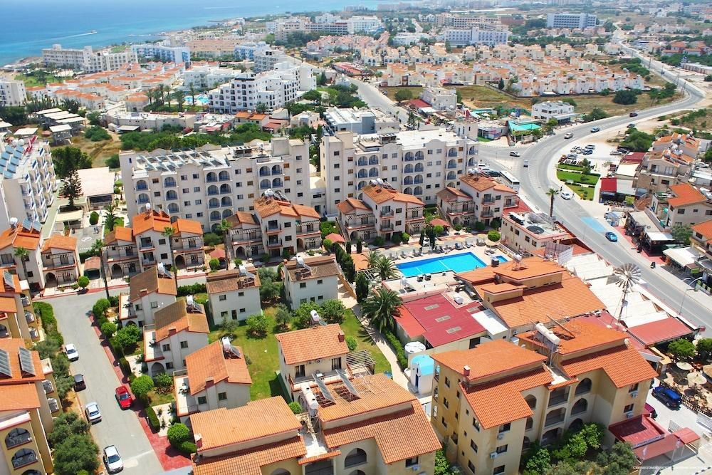 WINDMILLS APARTMENTS