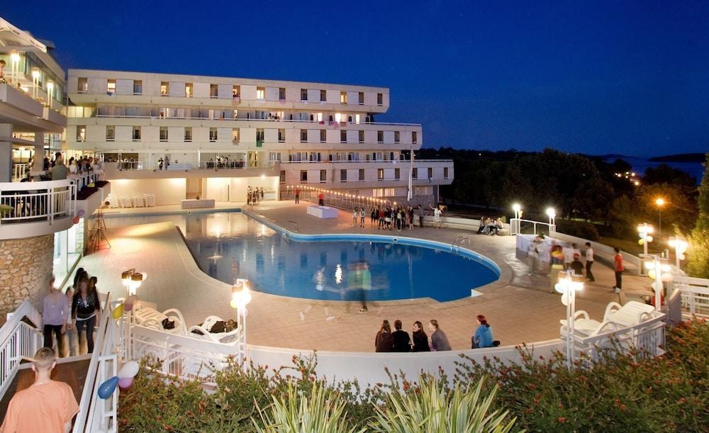 HOTEL DELFIN PLAVA LAGUNA photo 4