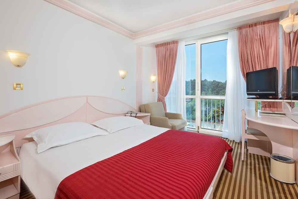 HOTEL ZORNA PLAVA LAGUNA photo 2