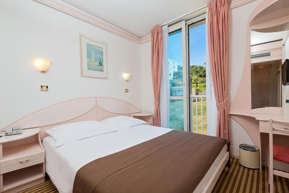 HOTEL ZORNA PLAVA LAGUNA photo 3