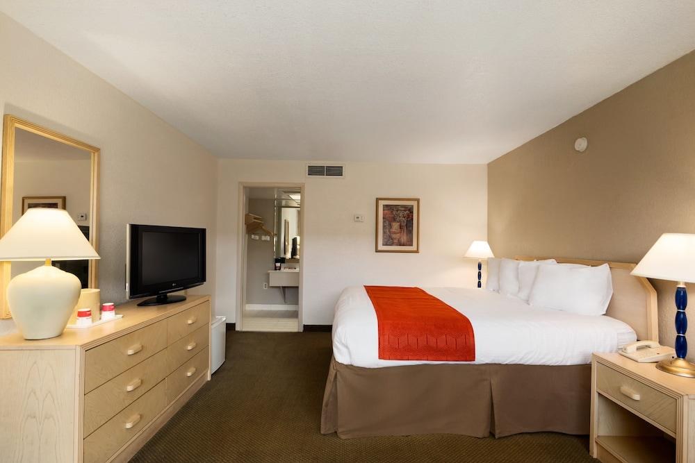 RAMADA GATEWAY photo 4