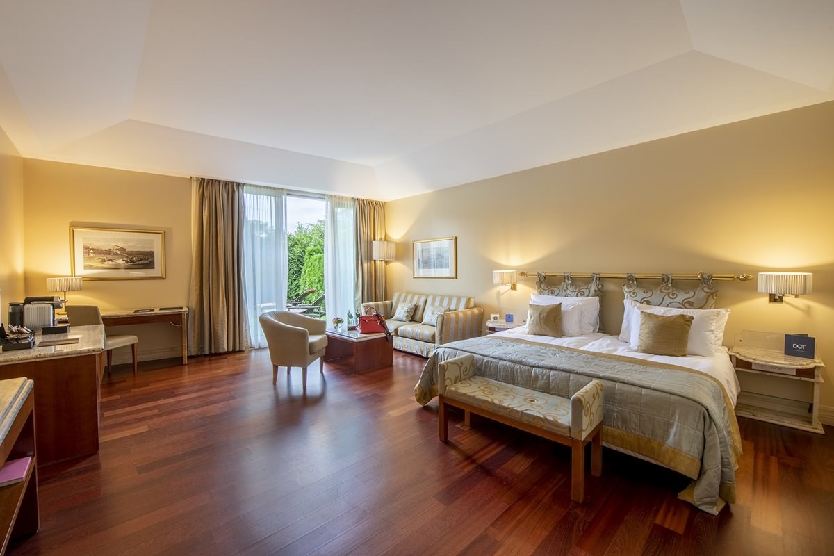 VILLA PRINCIPE LEOPOLDO & SPA photo 2
