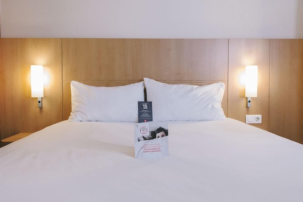 IBIS MADRID CENTRO photo 2