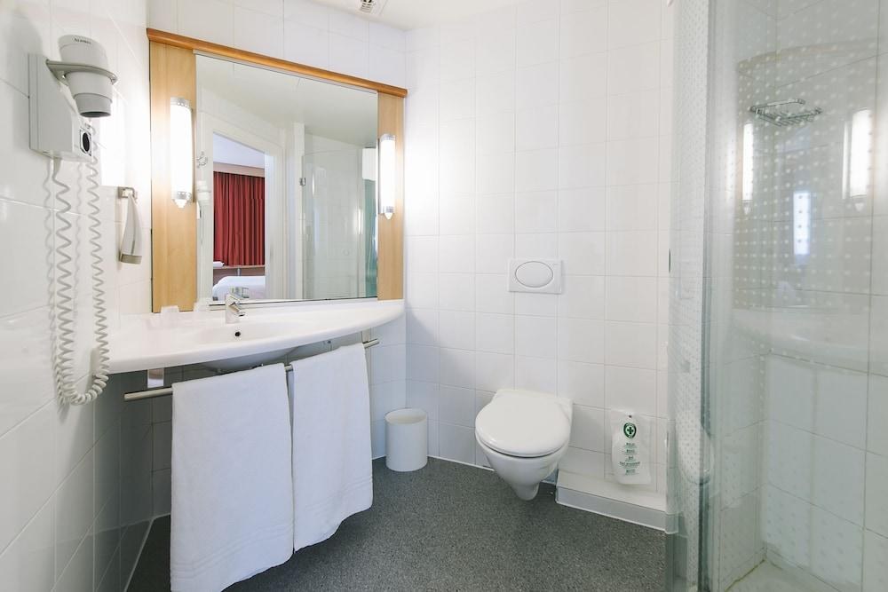IBIS MADRID CENTRO photo 3