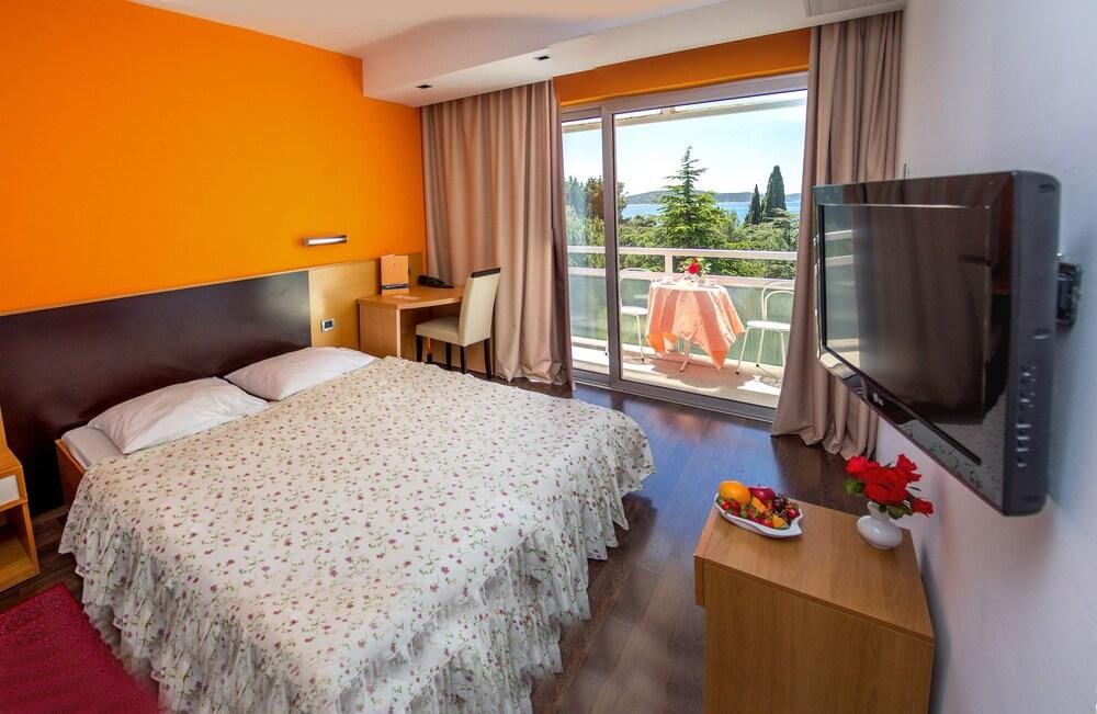 RIVIJERA IMPERIAL VODICE photo 2