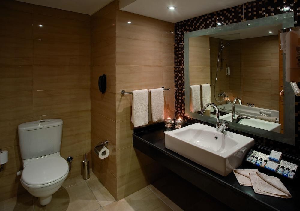 AMWAJ BLUE BEACH SOMA BAY photo 2