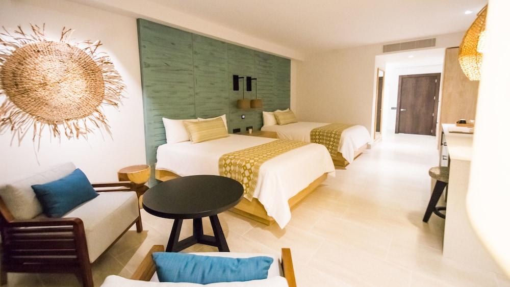 LOPESAN COSTA BAVARO RESORT SPA & CASINO photo 1
