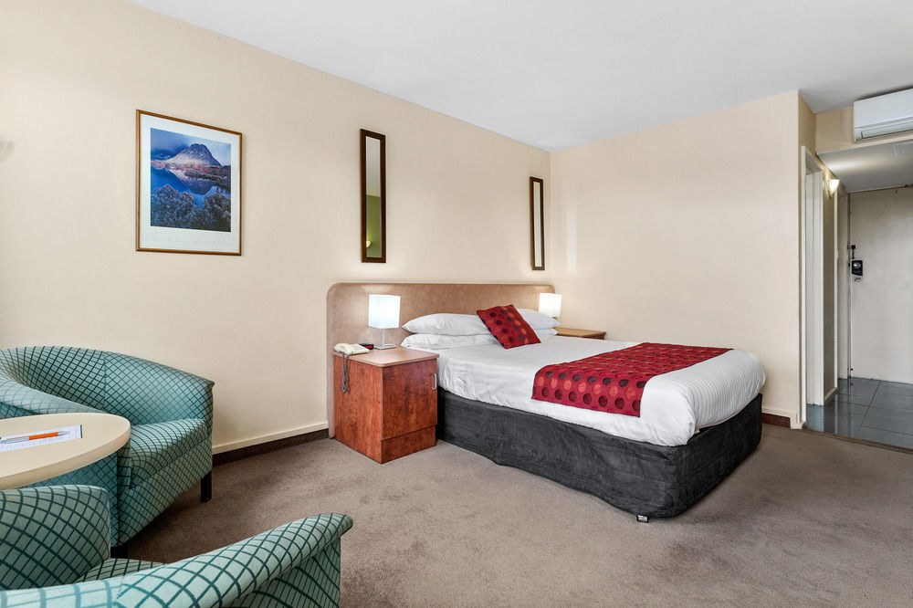 COUNTRY COMFORT LAUNCESTON COACH HOUSE