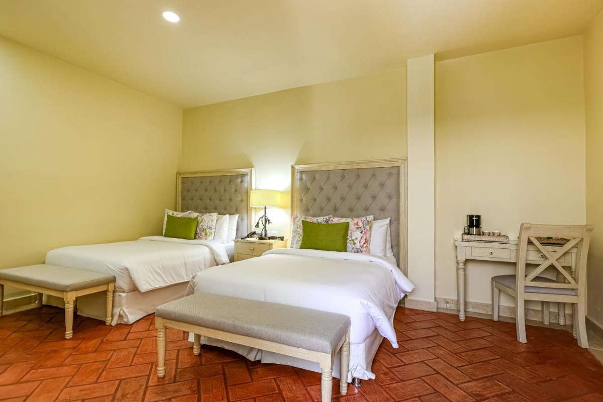 CASA CANABAL BY FARANDA BOUTIQUE photo 2