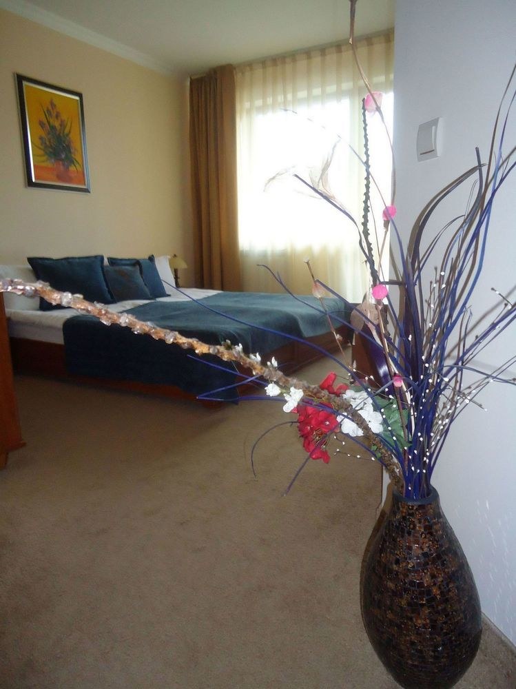EMERALD SPA HOTEL photo 2