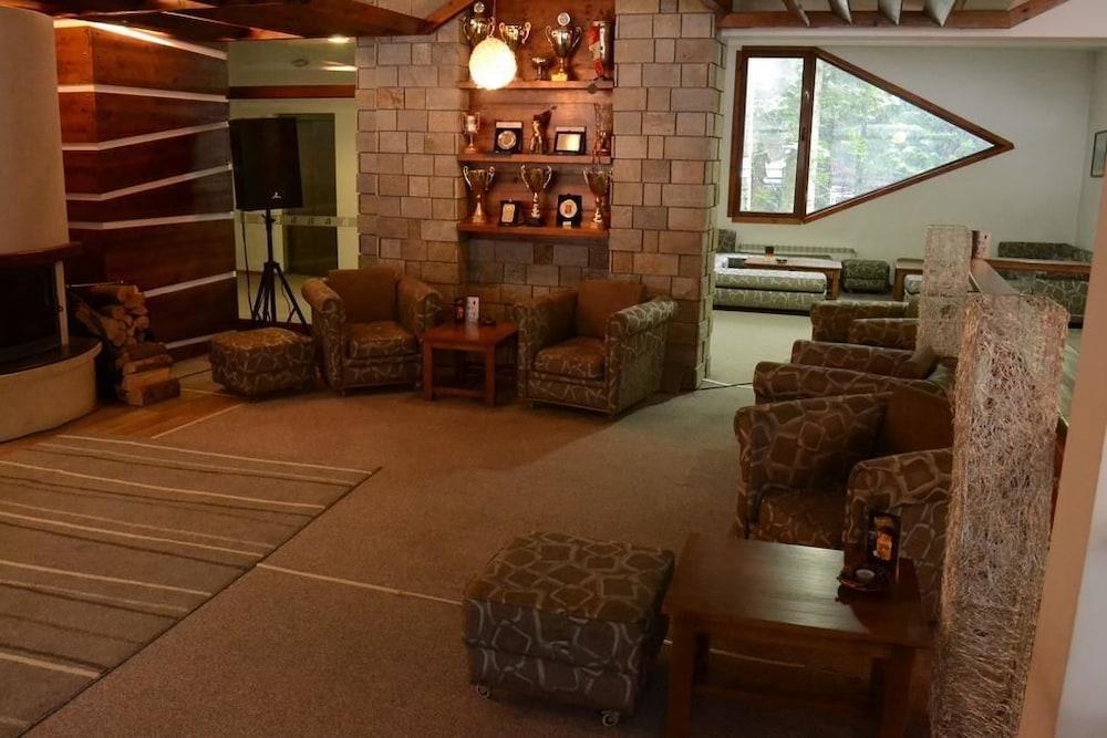 CLUB YANAKIEV photo 3
