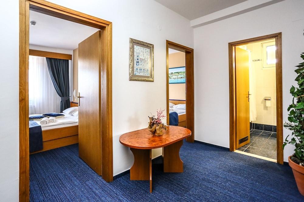 HOTEL RESORT DRAZICA photo 4