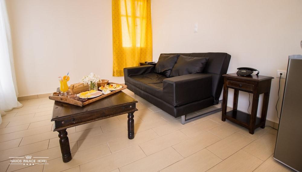 HOTEL NAXOS PALACE photo 4