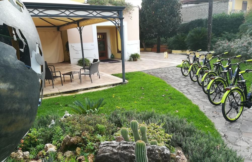 LA PIANA photo 2