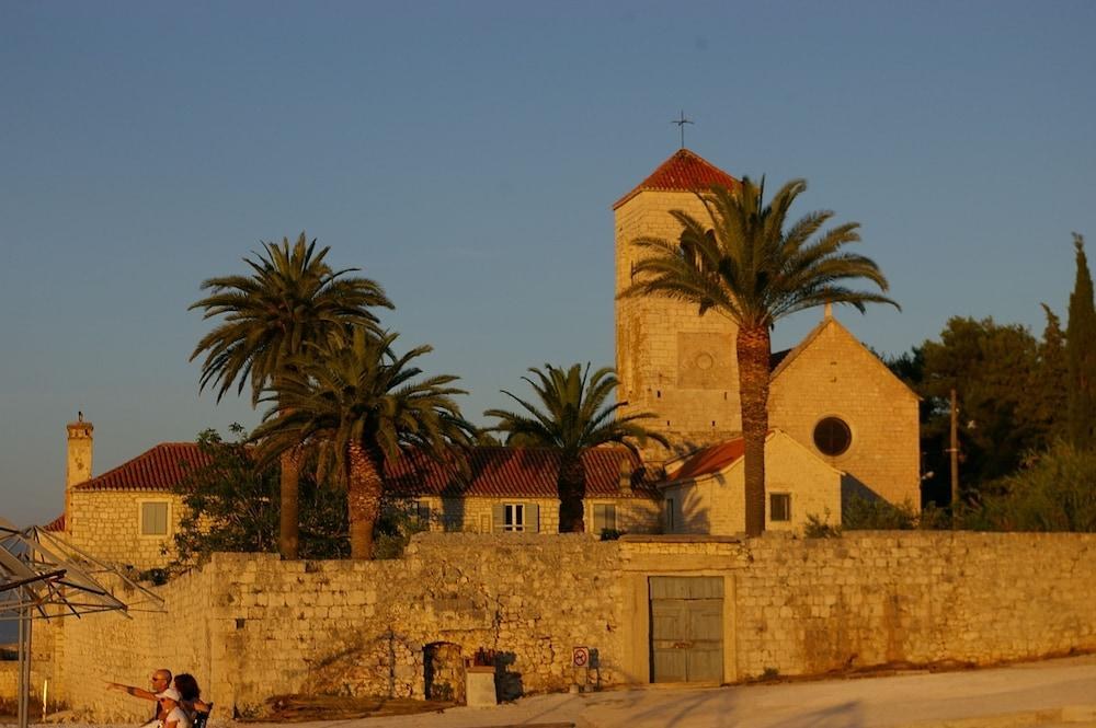 SVETI KRIZ photo 3