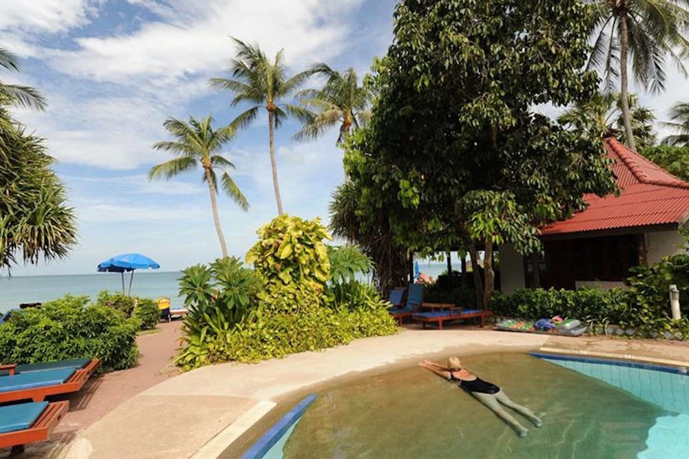CHAWENG RESORT photo 1