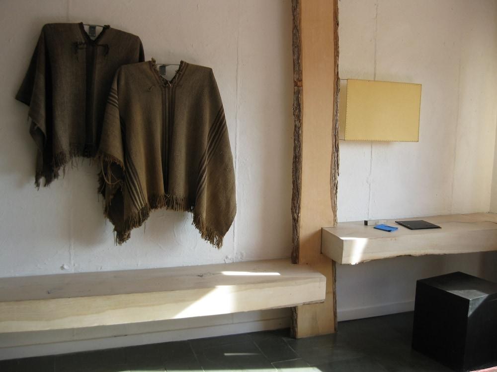 REMOTA photo 4