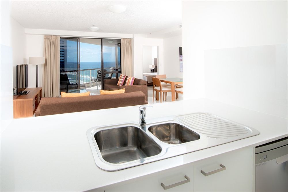 Paradise Centre Apartments Surfers Paradise photo 1