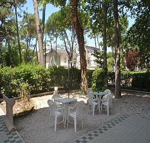 DES BAINS photo 3