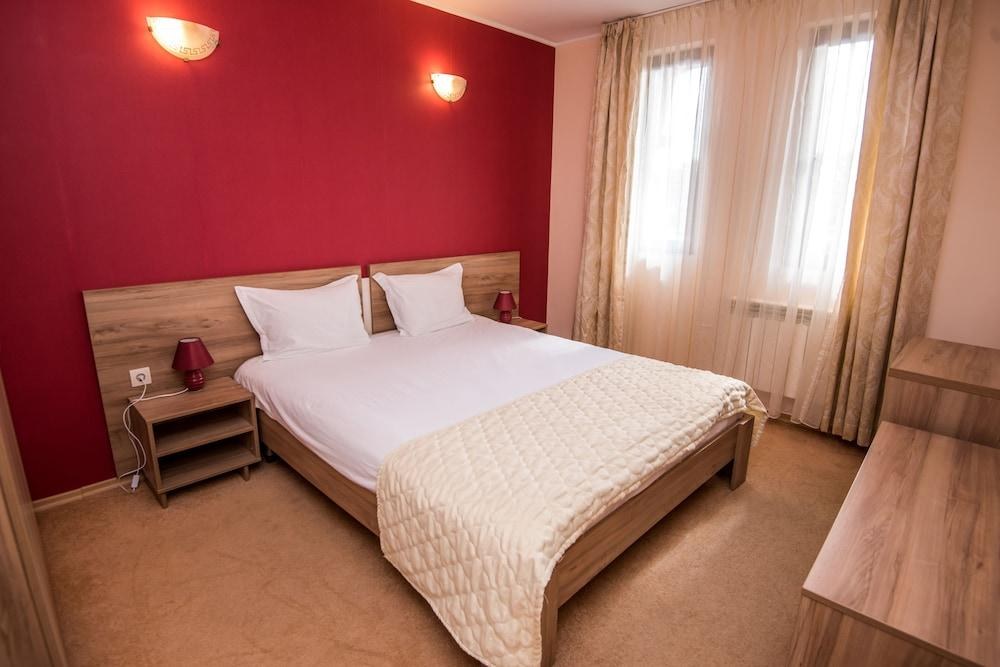ORBILUX APARTHOTEL photo 2